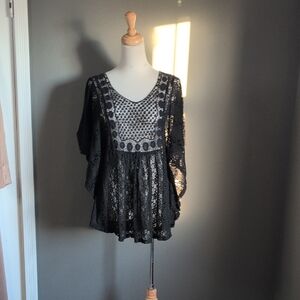 Evogues Elegant Black Lace M Women's Top